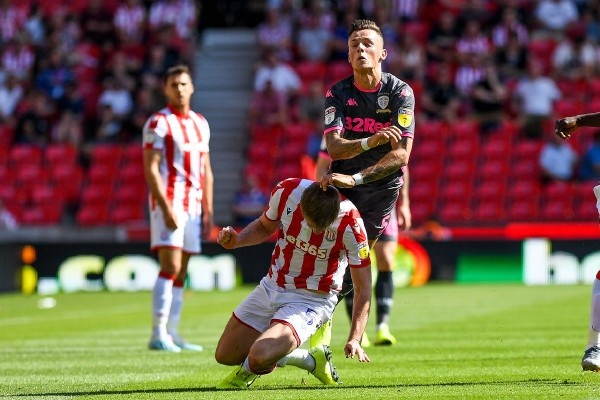 层岩巨渊地下矿区解除炮闩