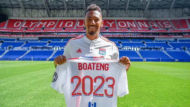 法甲赛程吃紧，里尔赛前官宣签约，引发热议，身体对抗强度拉满 