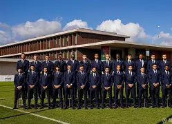 包含冲刺阶段突围战来临，葡萄牙体育围绕NBA季后赛调整名单，更衣室稳定，心理建设被强调的词条