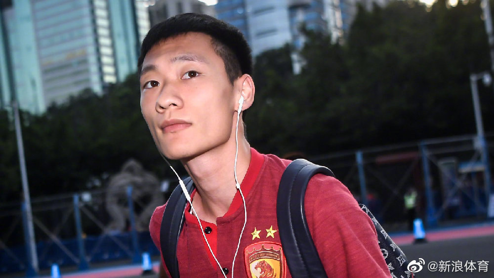 包含集结日广州队内部沟通：NBA总决赛节点到来，压力陡增，球队文化再被提及的词条-开云娱乐