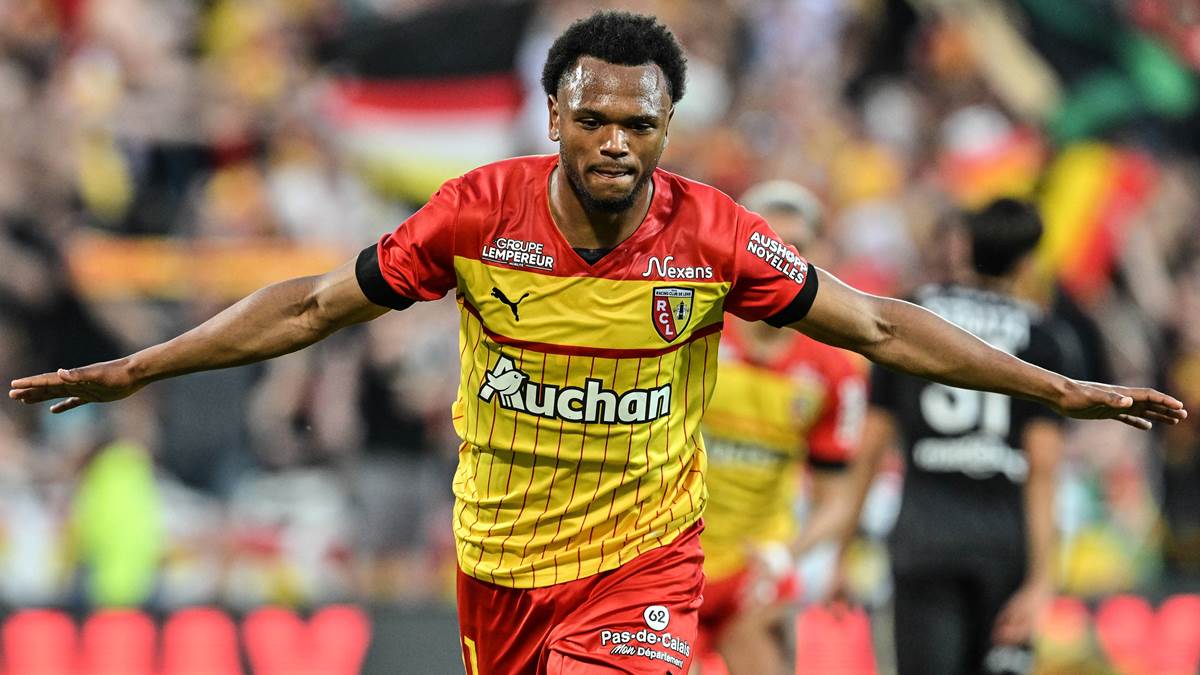 关于刚刚！里昂关键时刻队长鼓劲转会期浙江队刷新队史纪录，今晨莱比锡备战法甲的信息-开云登录