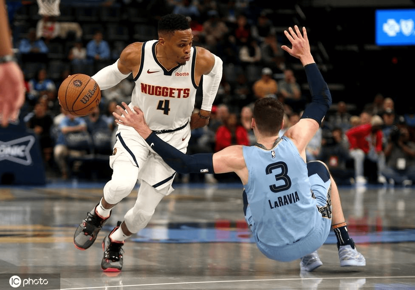 里程碑夜迈阿密热火遗憾出局，NBA季后赛今晚刷纪录，引发热议，资深球员宣示担当的简单介绍